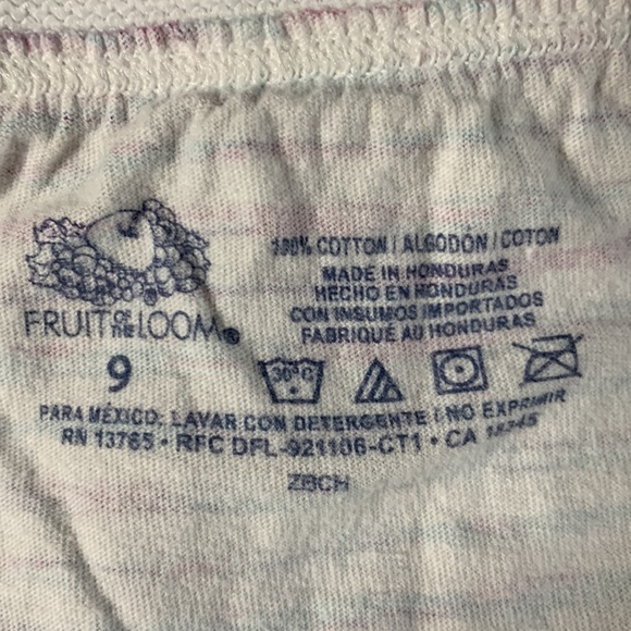 Lot of 2 new pairs Fruit of the Loom panties. One solid, one striped. Size 9 - Picture 3 of 9